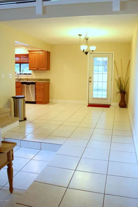 289 Millview Ct, Ormond Beach, FL 32174 photo 4