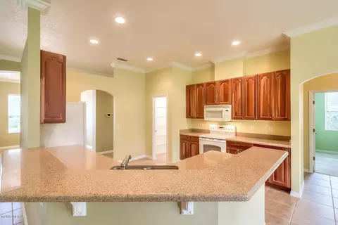 1410 Oak Forest Dr, Ormond Beach, FL 32174 photo 9
