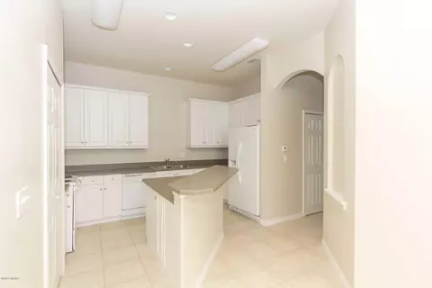 1131 Hansberry Ct, Ormond Beach, FL 32174 photo 4
