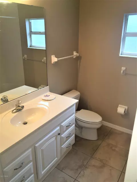 450 Harbour Lights Dr, Ormond Beach, FL 32174 photo 16
