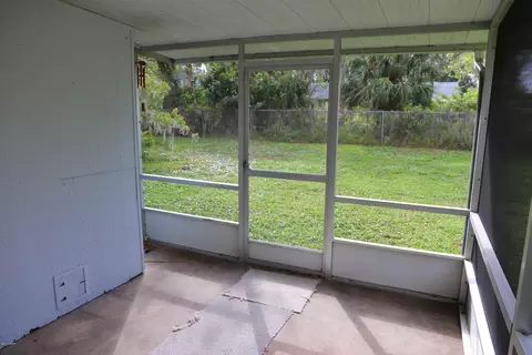 1846 Pine Tree Dr, Edgewater, FL 32141 photo 18