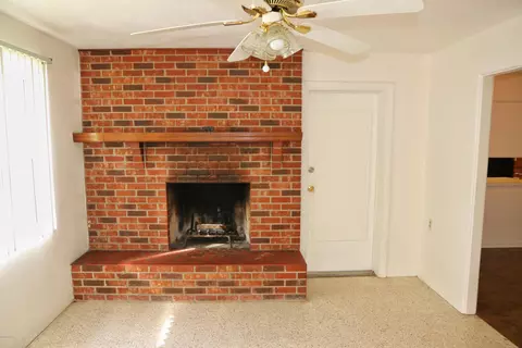 1846 Pine Tree Dr, Edgewater, FL 32141 photo 9