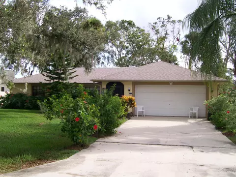 2421 Royal Palm Dr, Edgewater, FL 32141 photo 2