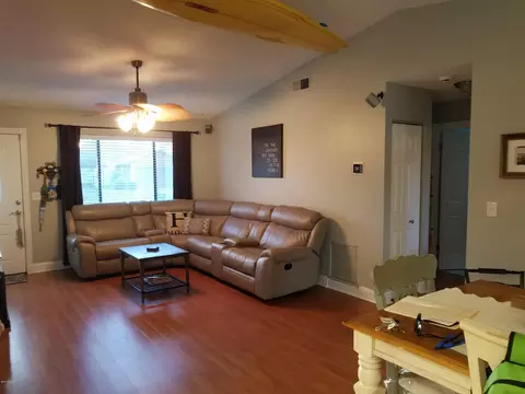 3119 Tamarind Dr, Edgewater, FL 32141 photo 3