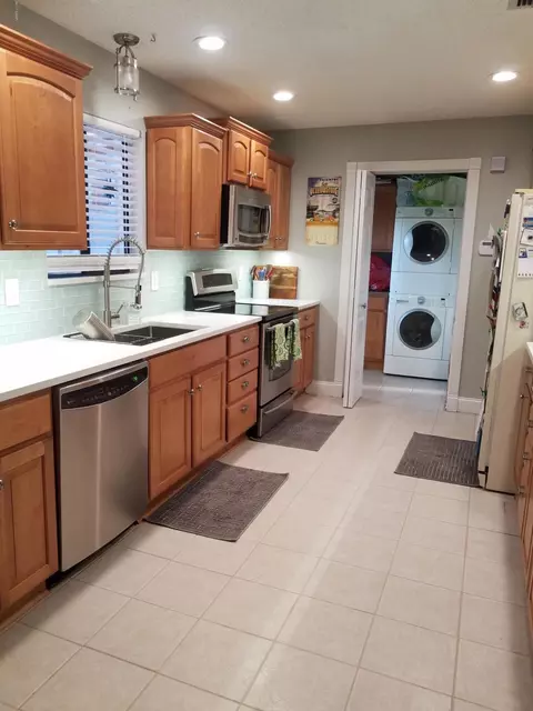 3119 Tamarind Dr, Edgewater, FL 32141 photo 9
