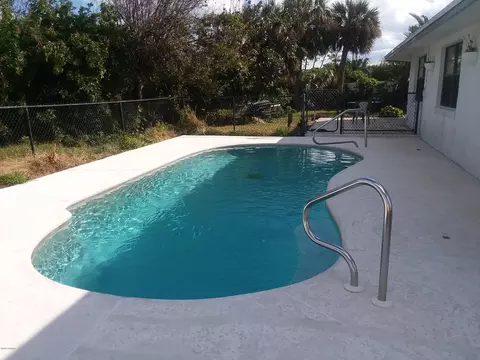 199 Pierside Dr, Ormond Beach, FL 32176 photo 3