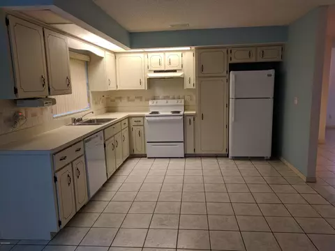 199 Pierside Dr, Ormond Beach, FL 32176 photo 8