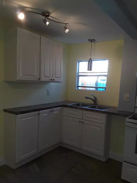 122 Pine St, Edgewater, FL 32141 photo 15