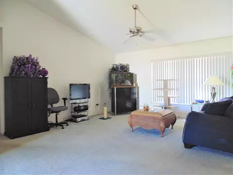 2222 Juniper Dr, Edgewater, FL 32141 photo 2