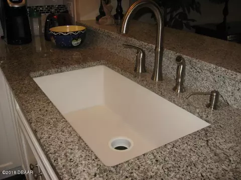 1330 Asher Ct, Ormond Beach, FL 32174 photo 8