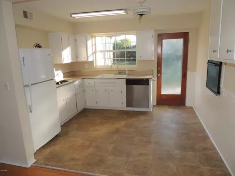 913 Cordova Ave, Ormond Beach, FL 32174 photo 3