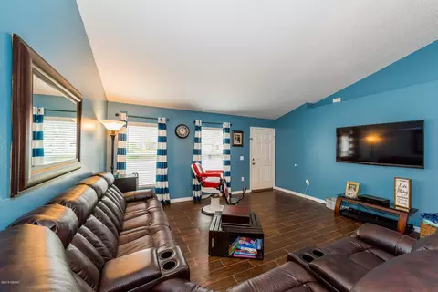 3107 Yule Tree Dr, Edgewater, FL 32141 photo 4