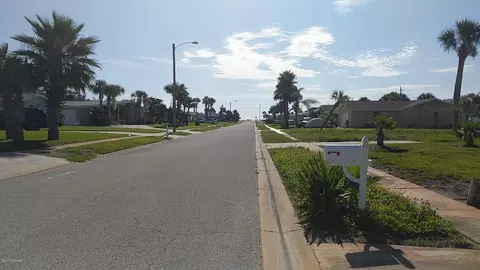 118 Beau Rivage Dr, Ormond Beach, FL 32176 photo 2