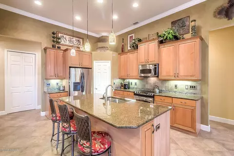1016 Lake Bridge Dr, Ormond Beach, FL 32174 photo 8
