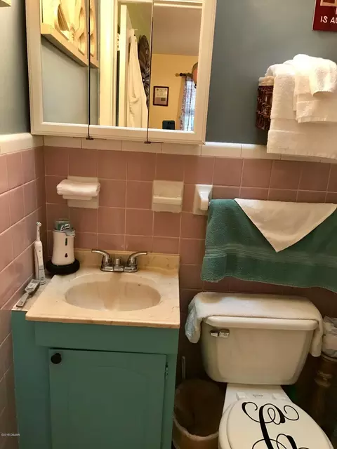 1290 Vanderbilt Dr, Ormond Beach, FL 32174 photo 8