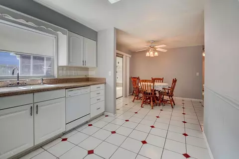 45 Pinehurst Cir, Ormond Beach, FL 32174 photo 9