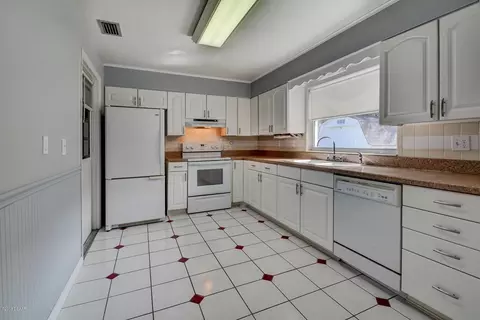 45 Pinehurst Cir, Ormond Beach, FL 32174 photo 10