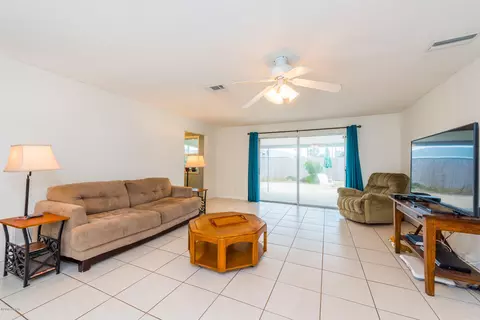 5 Buckingham Dr, Ormond Beach, FL 32176 photo 6