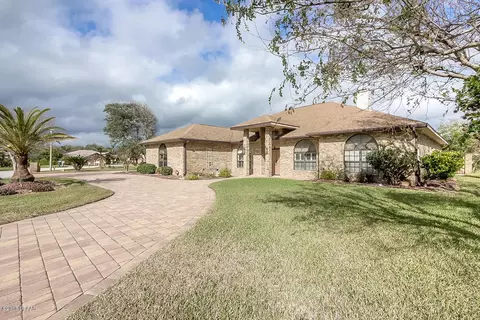 9 Eloise Cir, Ormond Beach, FL 32176 photo 3