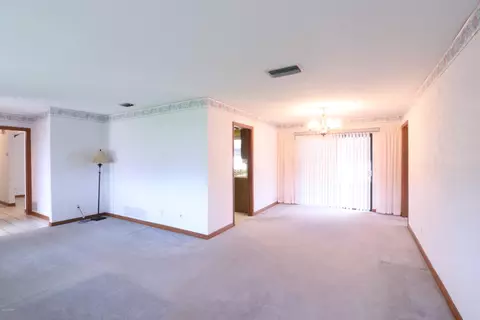 16 Sea Hawk Dr, Ormond Beach, FL 32176 photo 9