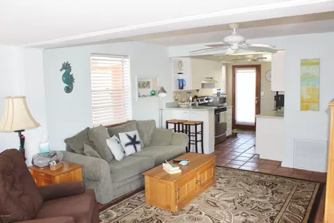 129 Laurie Dr, Ormond Beach, FL 32176 photo 3