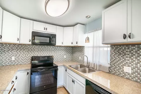 415 Ann St, Edgewater, FL 32132 photo 5