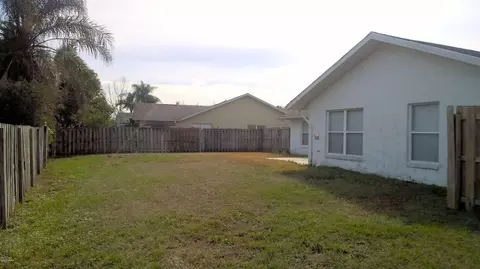 5 Torrey Pines Ct, Ormond Beach, FL 32174 photo 9