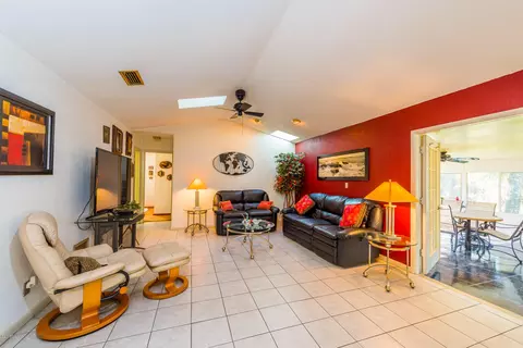 1538 Poplar Dr, Ormond Beach, FL 32174 photo 4