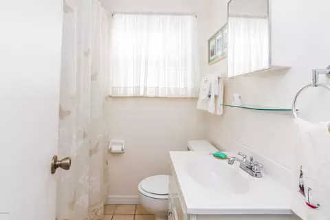 642 Robin Rd #A, Ormond Beach, FL 32176 photo 8