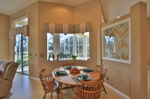 3783 W Carrick Dr, Ormond Beach, FL 32174 photo 9
