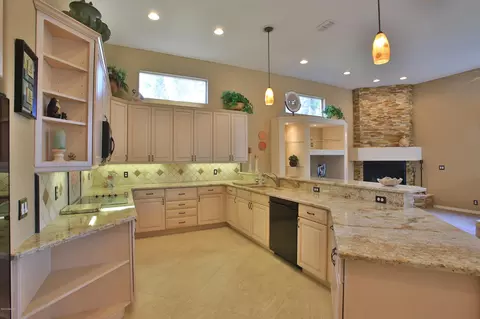 3783 W Carrick Dr, Ormond Beach, FL 32174 photo 8