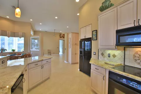 3783 W Carrick Dr, Ormond Beach, FL 32174 photo 6