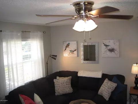 402 Collins St, Ormond Beach, FL 32174 photo 5
