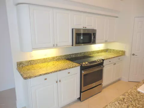 40 Gale Ln, Ormond Beach, FL 32174 photo 12