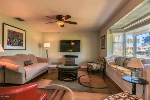 14 Longfellow Cir, Ormond Beach, FL 32176 photo 3