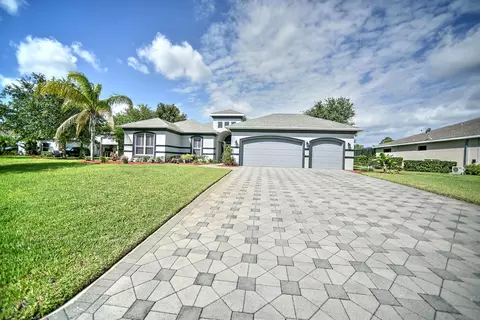 46 Rocky Bluff Dr, Ormond Beach, FL 32174 photo 1