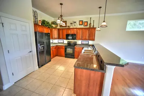 46 Rocky Bluff Dr, Ormond Beach, FL 32174 photo 10