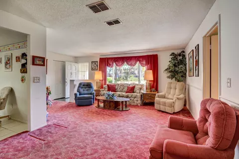 2726 Mango Tree Dr, Edgewater, FL 32141 photo 10