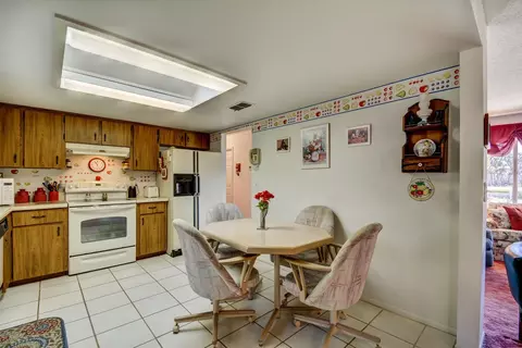 2726 Mango Tree Dr, Edgewater, FL 32141 photo 6