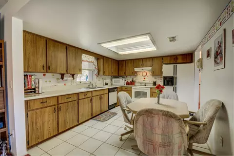 2726 Mango Tree Dr, Edgewater, FL 32141 photo 7