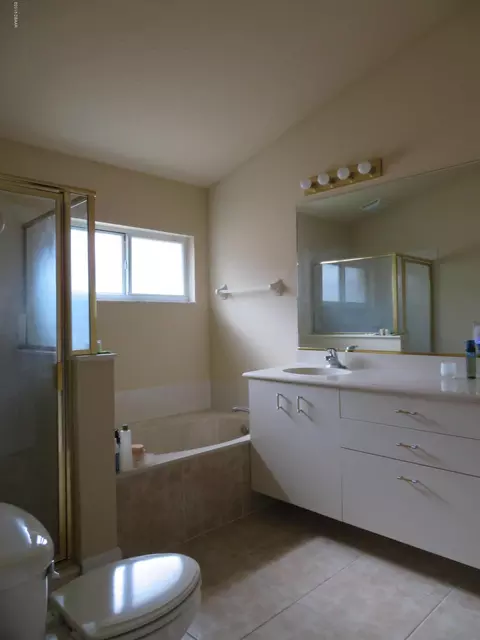 1221 Crown Pointe Ln, Ormond Beach, FL 32174 photo 11