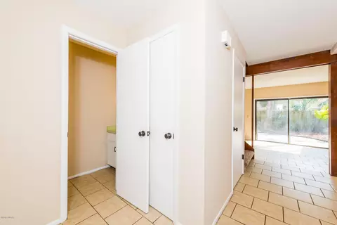 8 Fair Oaks Cir, Ormond Beach, FL 32174 photo 4