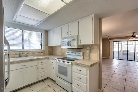 124 Northbrook Ln, Ormond Beach, FL 32174 photo 9