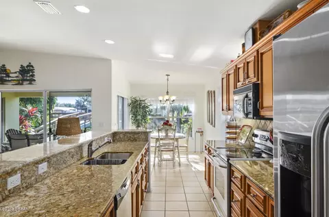 138 Charles St, Edgewater, FL 32141 photo 5