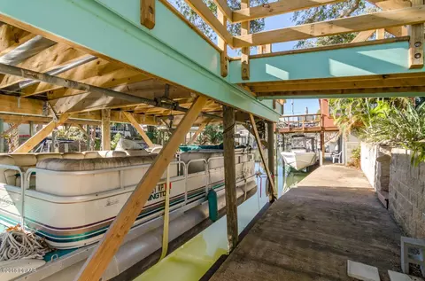 138 Charles St, Edgewater, FL 32141 photo 8