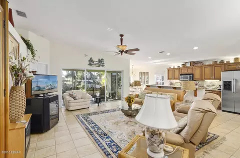 138 Charles St, Edgewater, FL 32141 photo 3