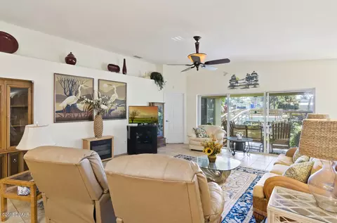 138 Charles St, Edgewater, FL 32141 photo 9