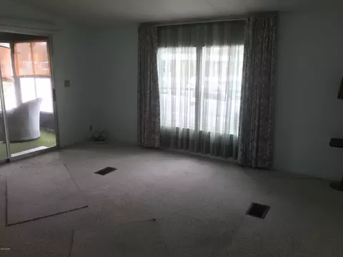 126 Pine St, Edgewater, FL 32141 photo 7