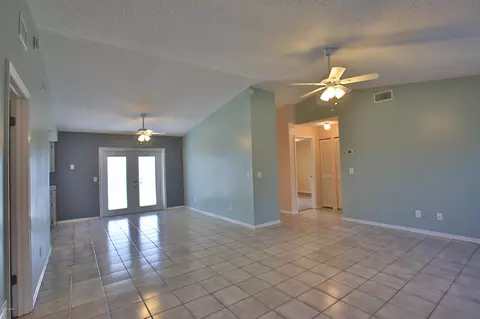 3219 Yule Tree Dr, Edgewater, FL 32141 photo 5