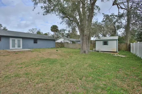 3219 Yule Tree Dr, Edgewater, FL 32141 photo 3
